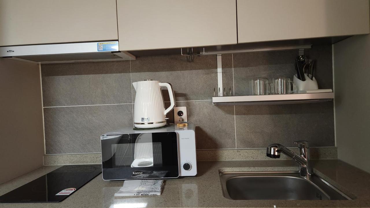 Holiday Apt Gwangan Beach Μπουσάν Εξωτερικό φωτογραφία